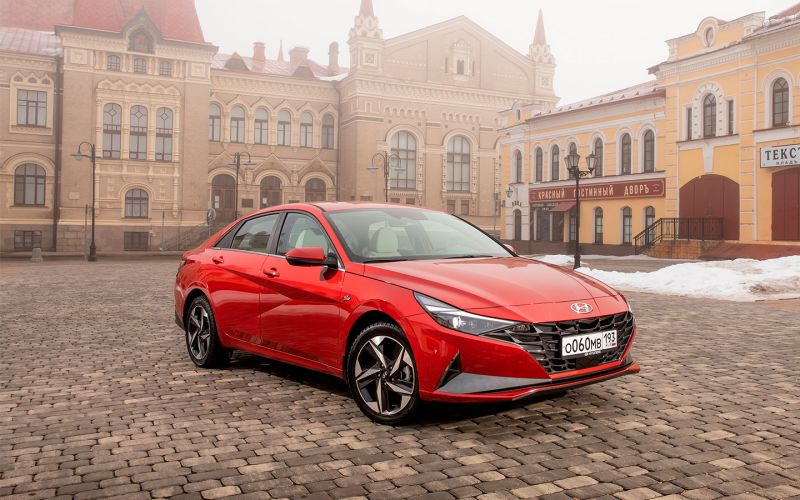 
            Героиня сториз. Тест-драйв Hyundai Elantra
        