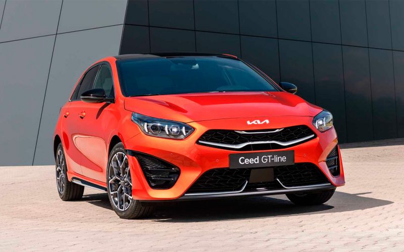 
            Kia представила обновленное семейство Ceed
        