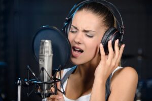 Обучение вокалу и игре на музыкальных инструментах: развиваем свои таланты