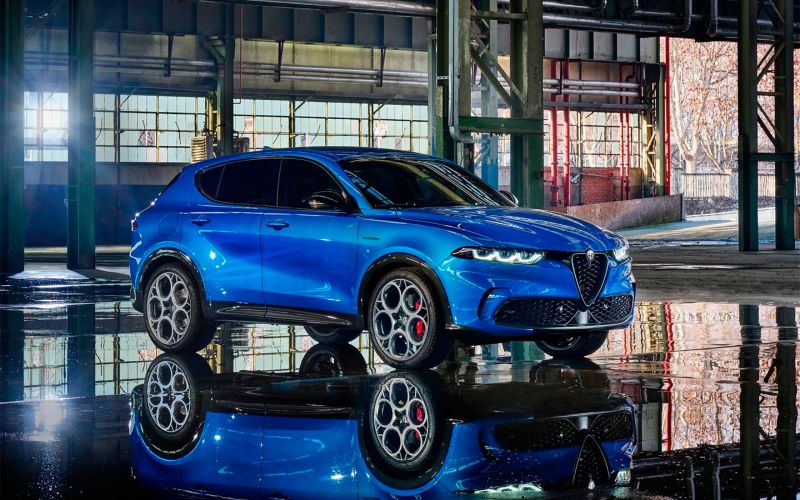 
            Alfa Romeo выпустит гибридный внедорожник с поддержкой NFT
        