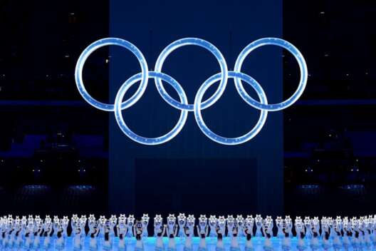 
            Олимпиада 2022: украинец вылетел из санок в Пекине        
