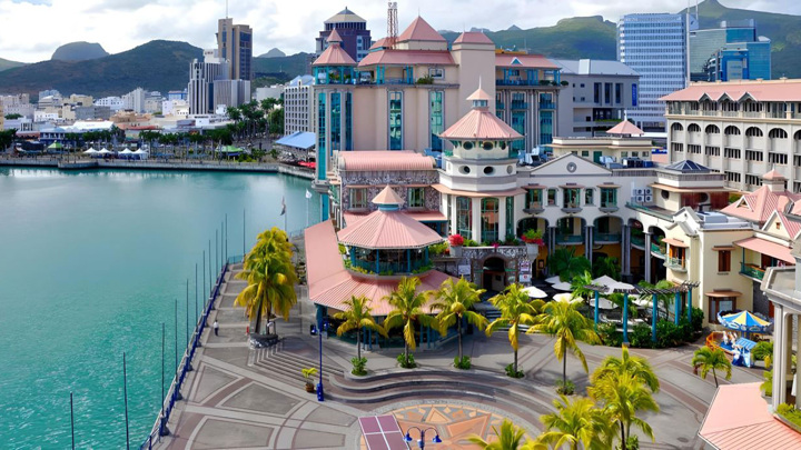 Маврикий ведет работу над внедрением платежной системы "Мир"