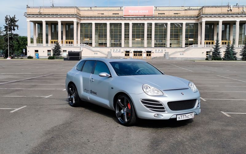 
            Самый дорогой Cayenne в России. Обзор уникального Rinspeed Chopster
        